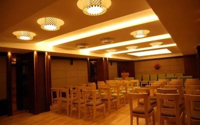 KVM Hotels