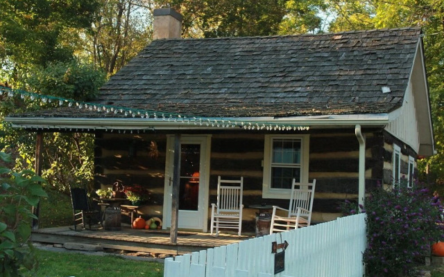 Headley Inn Bed and Breakfast