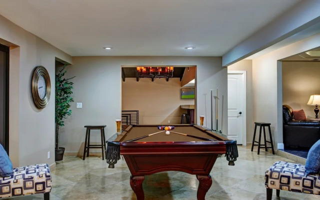 Resort-like w/ Tennis, Bocci, Golf & Games Galore!