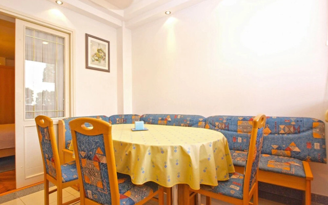 Apartment 1544