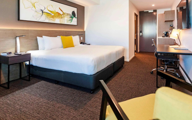 Mercure Sunshine Coast Kawana Waters
