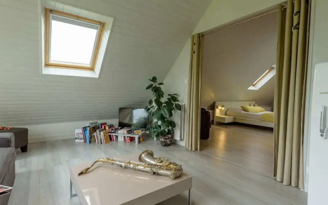 Peaceful Holiday Home in Plouguin With Indoor Pool