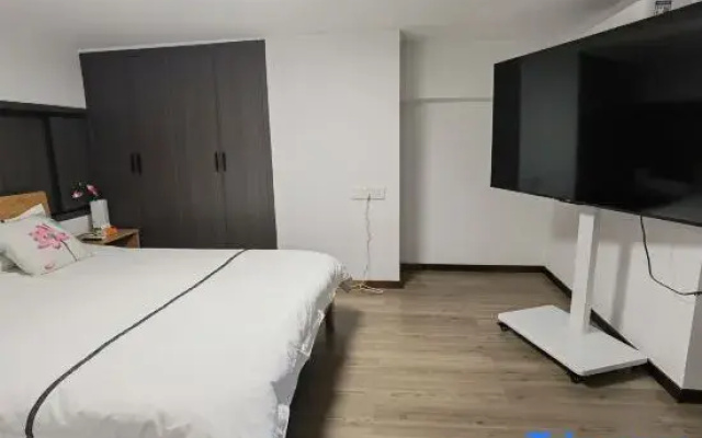 Jufangying Loft Homestay