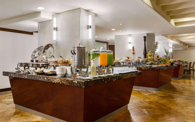 Grand Regency Doha, Trademark Collection by Wyndham