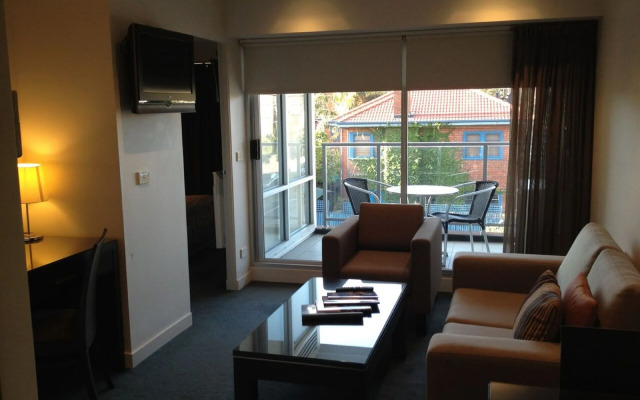 St Kilda Central Apartment Hotel