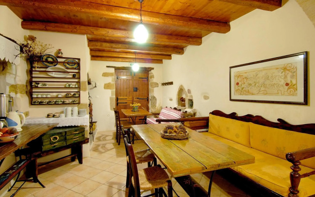 Elia Traditional Hotel & Spa