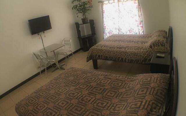 Hotel Mi Linda Tierra