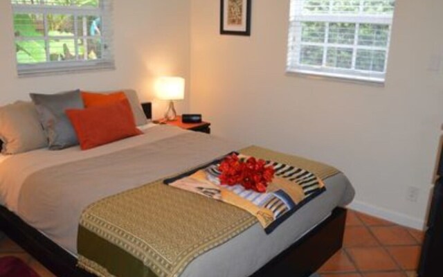 Three-bedroom Apartment at Villa Tunis