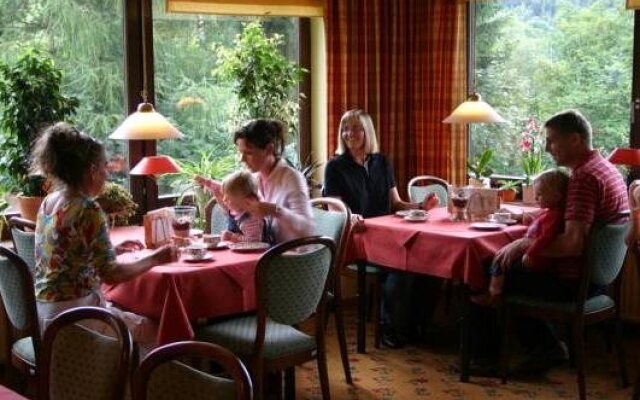 Waldesruh Café-Pension