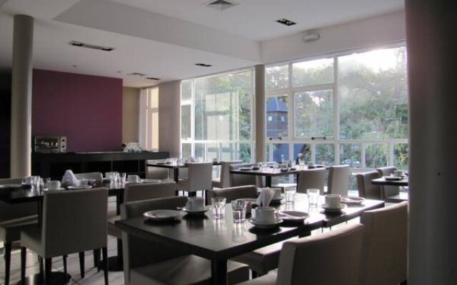 Hotel Sierra de los Padres