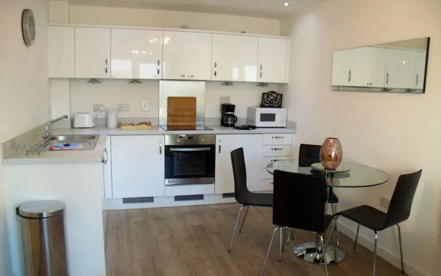 Woking - New Central