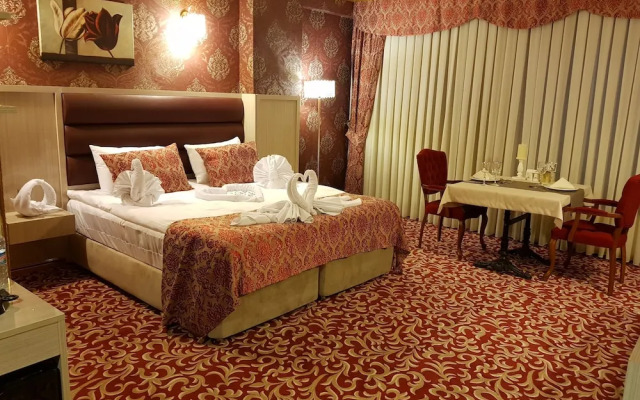Savona Otel