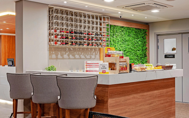 SLAVIERO Curitiba Aeroporto