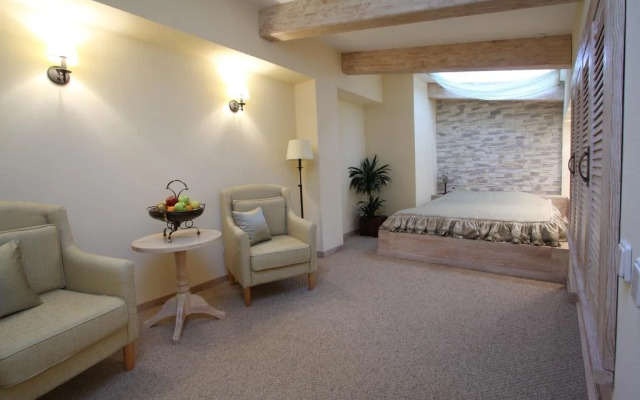 Парк-отель "Конюшня Бутенко"