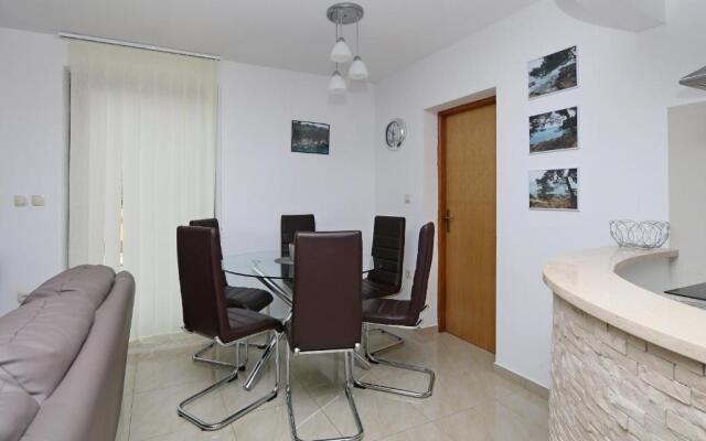 Apartments Intiv
