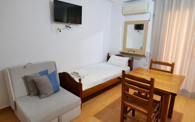 Alex & Sofi Hotel