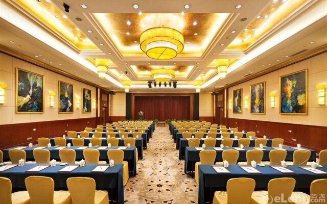Fengjing Huating Business Hotel