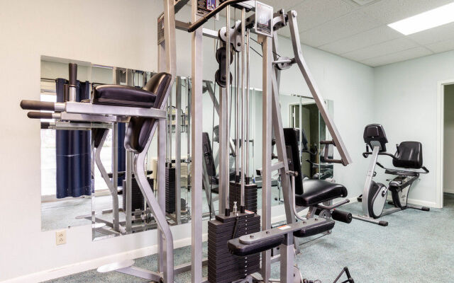 Colby Inn and Suites