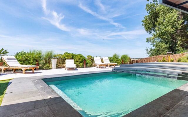 Indigo-Piscine chauffee jusquau 30/10