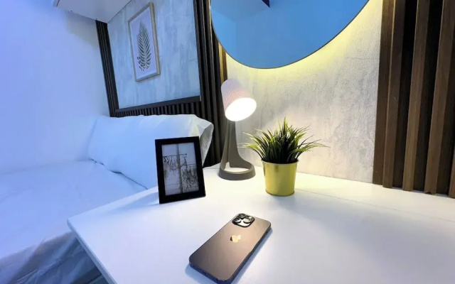 Urban Oasis Partition Room in Al Barsha1