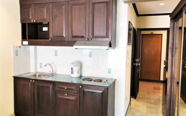 15th Floor Sea View Apartment - Sleeps 2