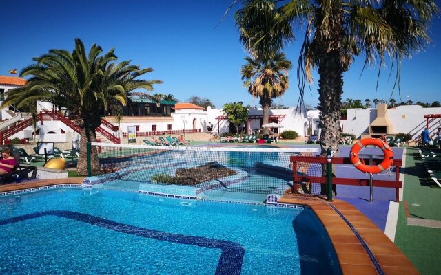 Castillo Beach Club35610