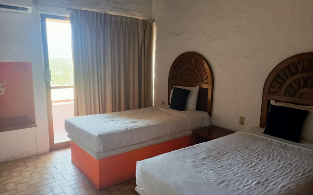 Hotel Plaza Tucanes