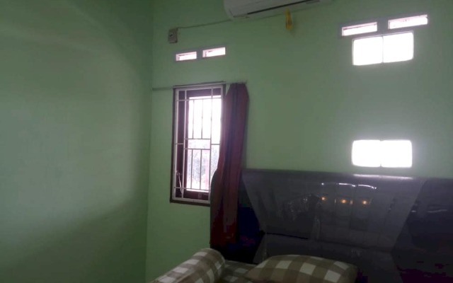 OYO 93341 Ananda Homestay Syariah
