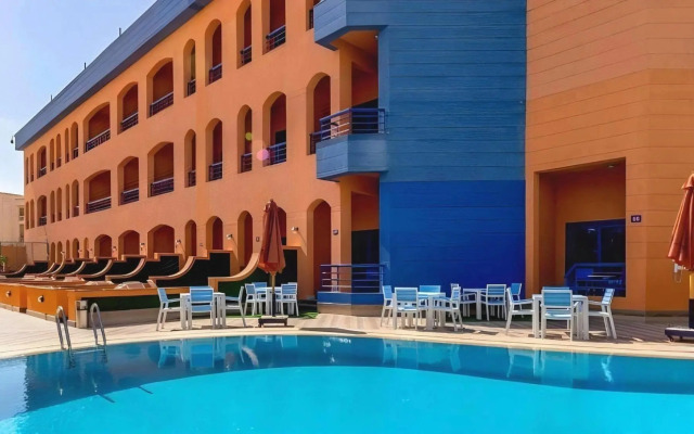 Royal Day Plaza Hotel