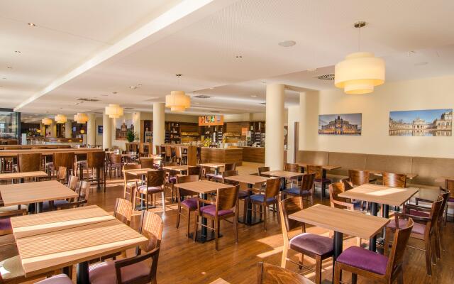 Premier Inn Dresden City Centre