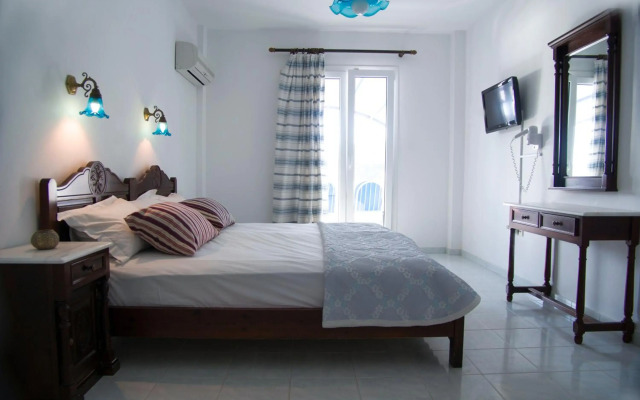 Erato Apartments