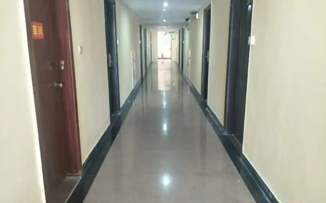 Longsheng Hotel