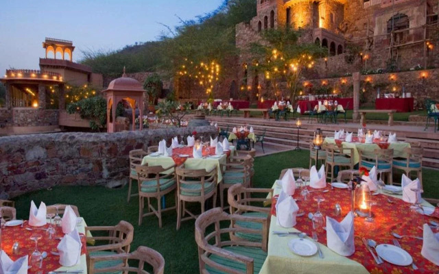 Neemrana Fort-Palace