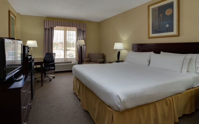 Holiday Inn Express & Suites Sebring by IHG