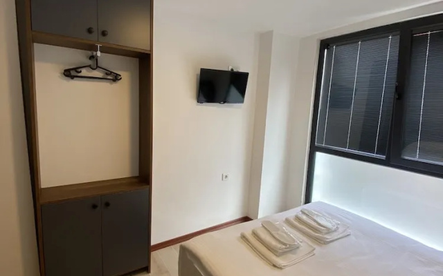 Mina Life Hotel
