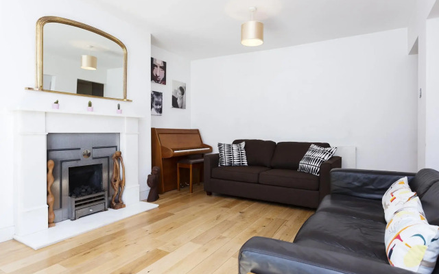 Veeve - Light of Kentish Town