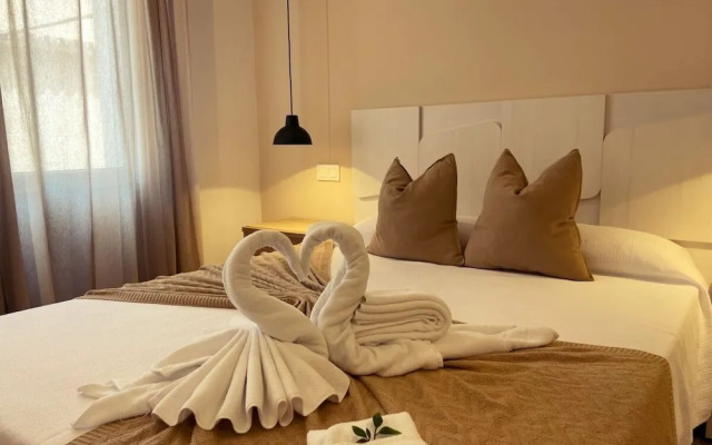 RoomBoutique32