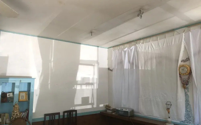 Guesthouse B&B Nekonojimusyo - Hostel, Caters to Women