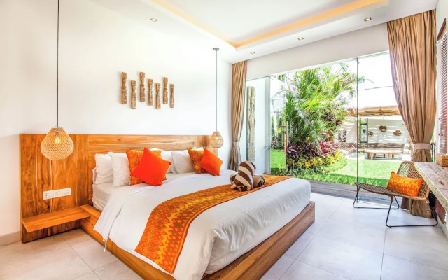 Modern 4 BR Villa 400m to the Beach in Canggu