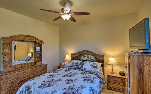 10 Mi to Downtown: Phoenix Casita w/ Patio!