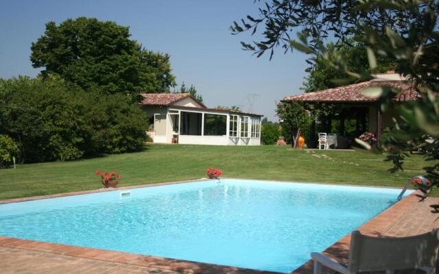 Casa Tentoni - Guest House