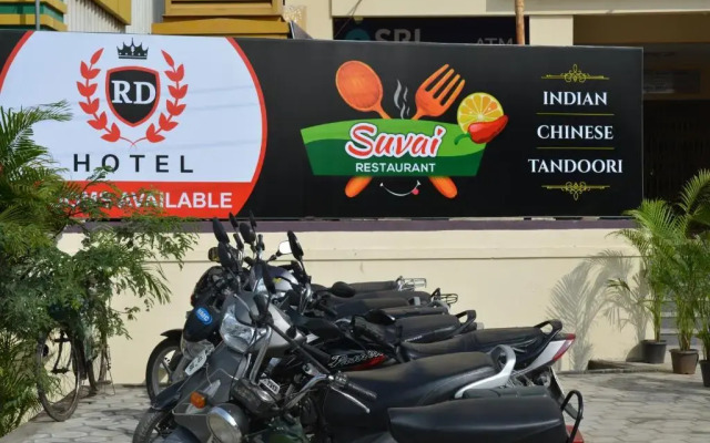 Rd Hotel by OYO Rooms