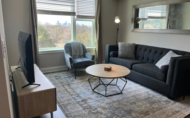 The Elvis Presley Urban Luxury Apts Austin