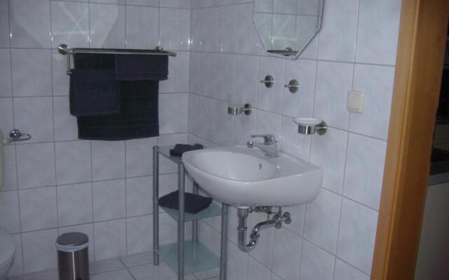 "Ferienwohnungen Wiesenblick"