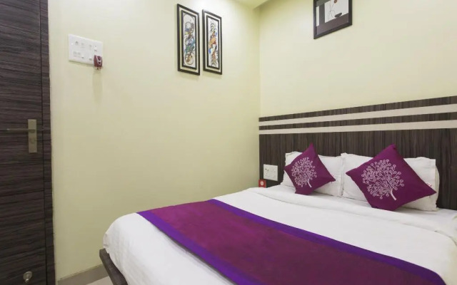 Hotel Shrinivas Executive by OYO Rooms
