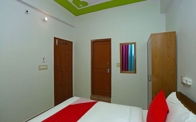 OYO 17011 Hotel Kiran
