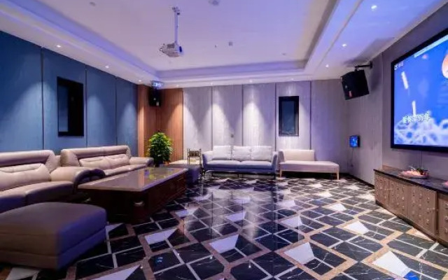 Kyriad Marvelous Hotel (Heyuan  Hakka Culture Park)