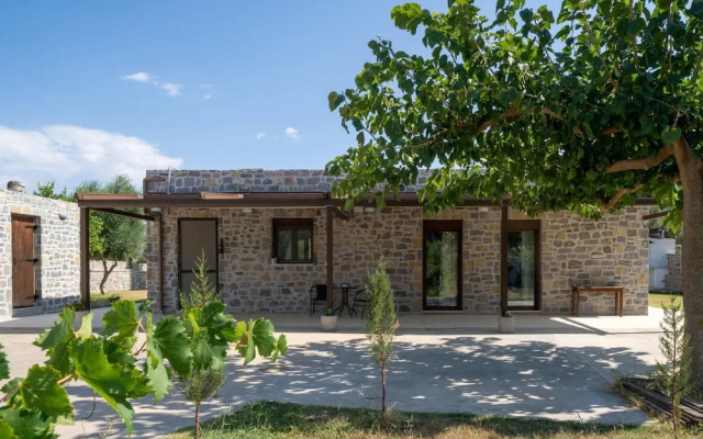 Villa Liatiko With Private Pool