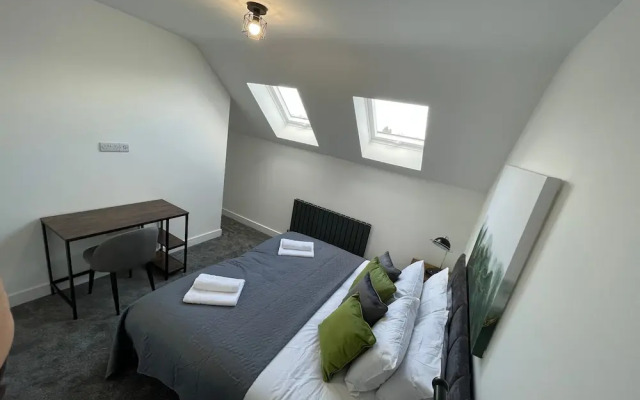 Brand New High Spec House with parking