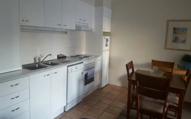 Spring Hill Mews Apartments